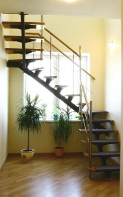 Лестница двухмаршевая фото3